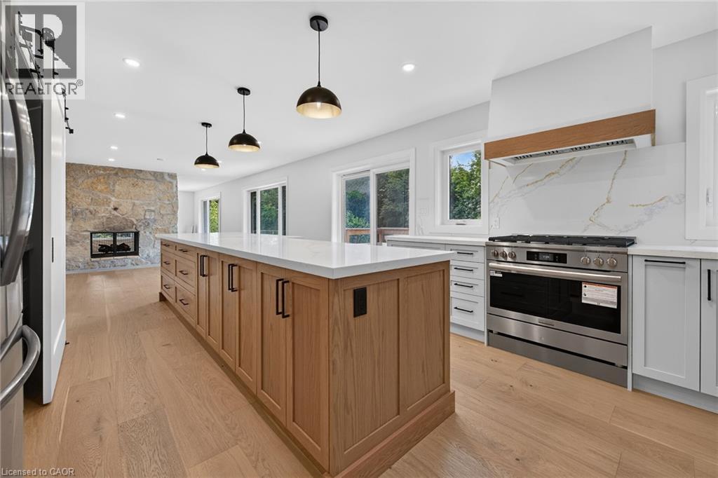 1376 MINERAL SPRINGS Road - Image 12