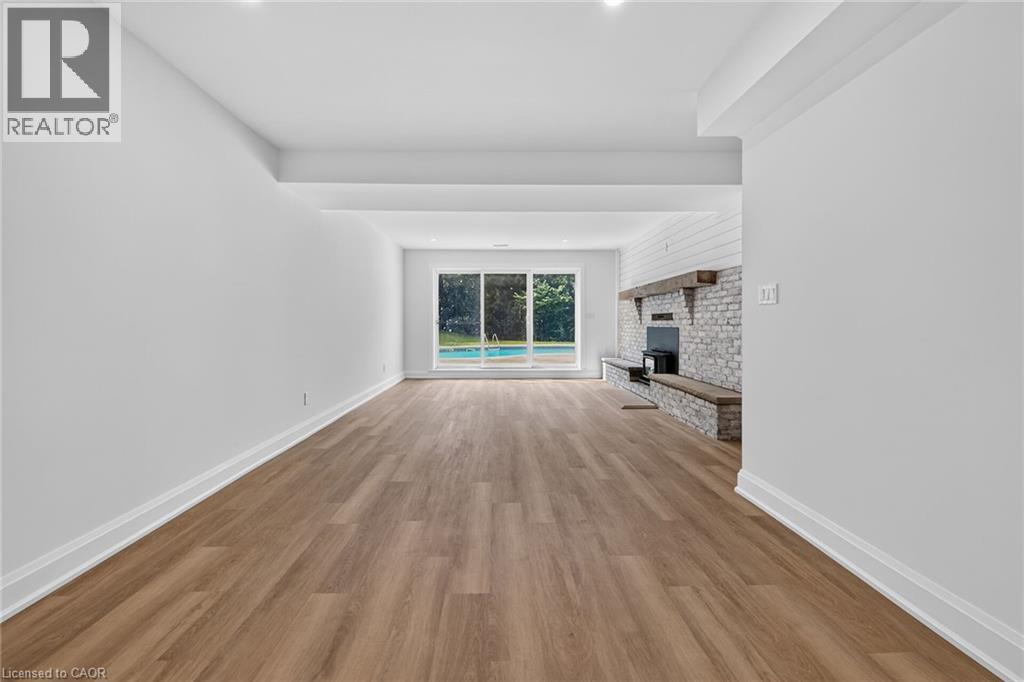 1376 MINERAL SPRINGS Road - Image 28