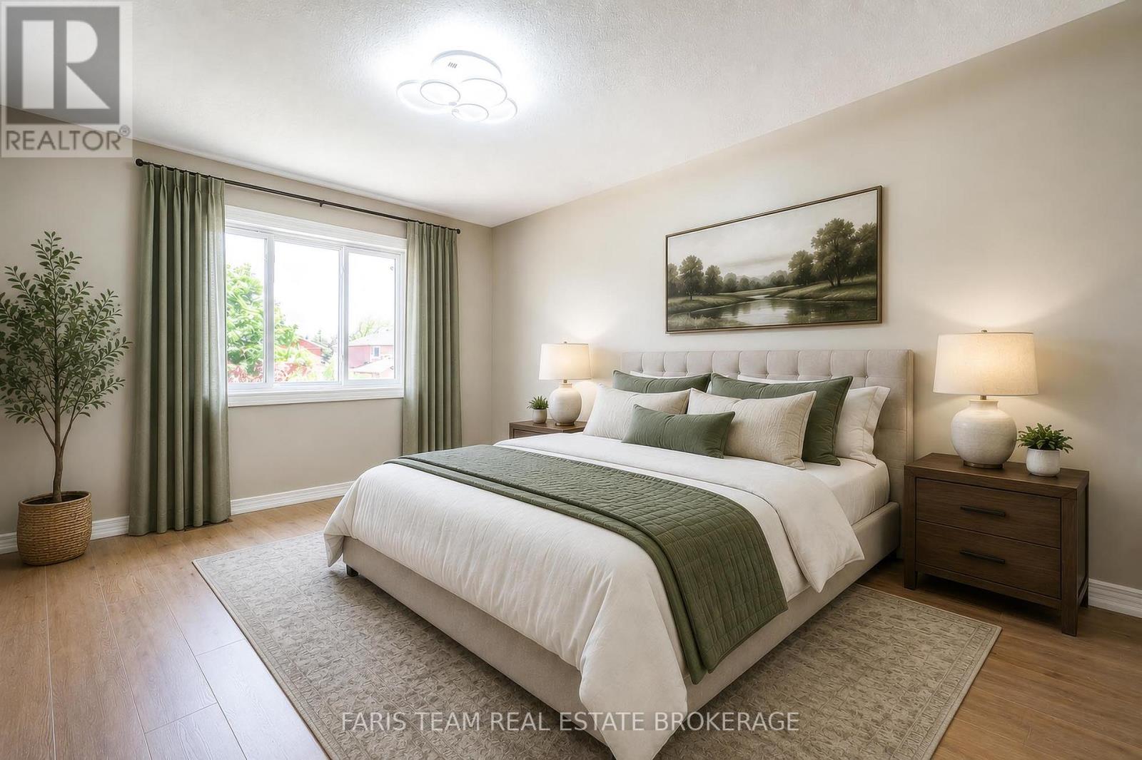 186 FERNDALE DRIVE S - 19