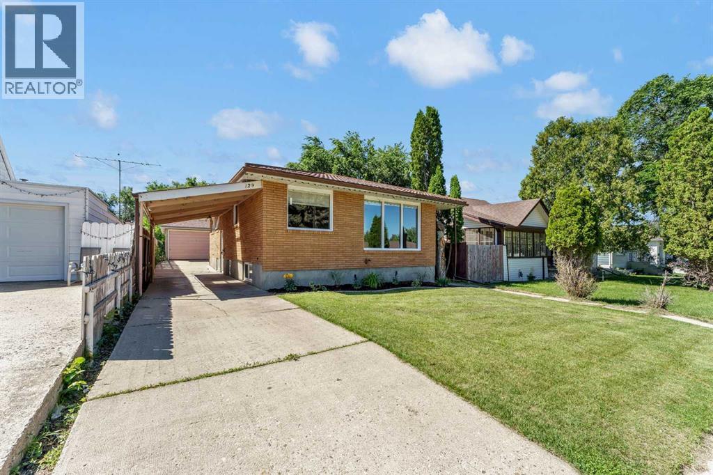 129 7 Street SE - 1