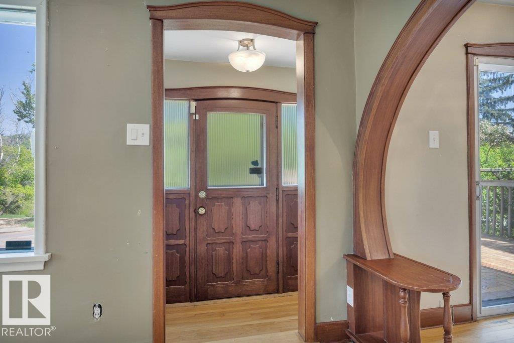 10148 87 Street NW - Photo 10