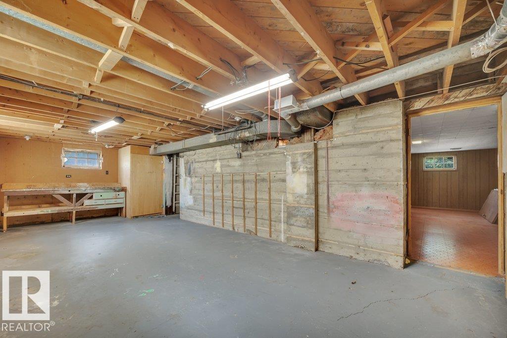 10148 87 Street NW - Photo 37