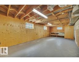 10148 87 St Nw, Edmonton, AB T5H1N4 Photo 38