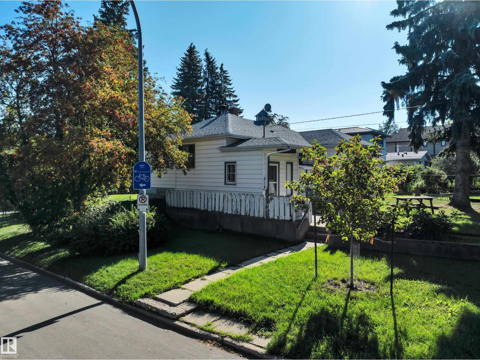 10148 87 Street NW - Photo 7