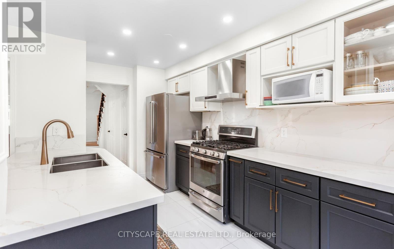5685 TOPAZ PLACE - Image 21