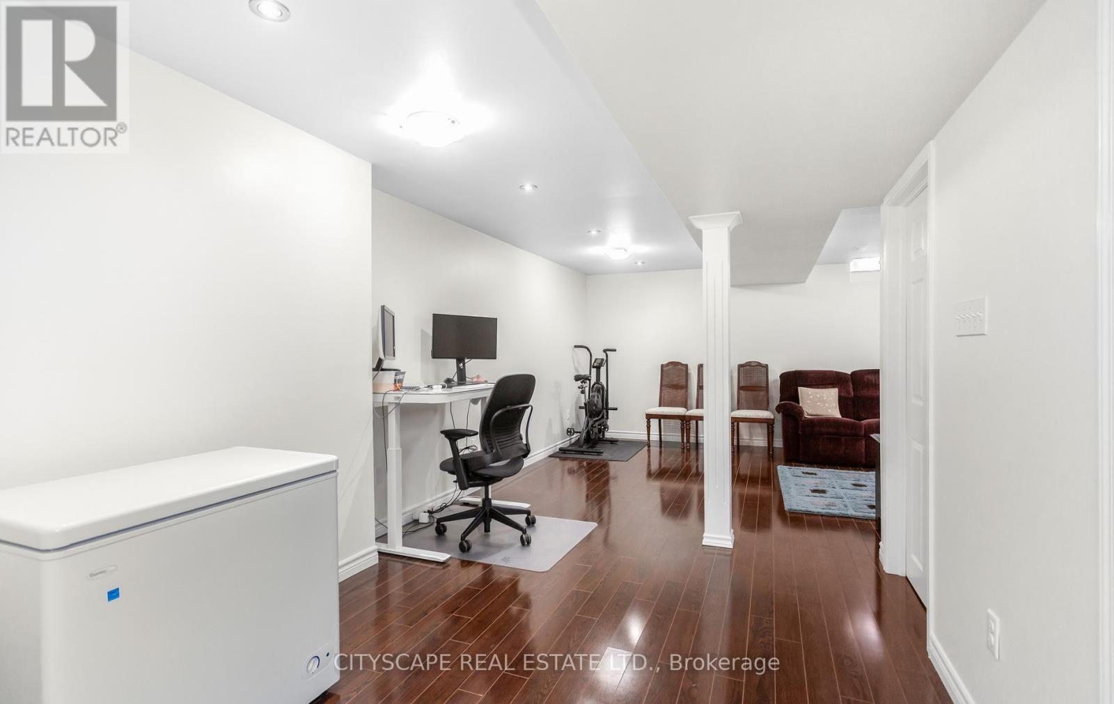 5685 TOPAZ PLACE - Image 41