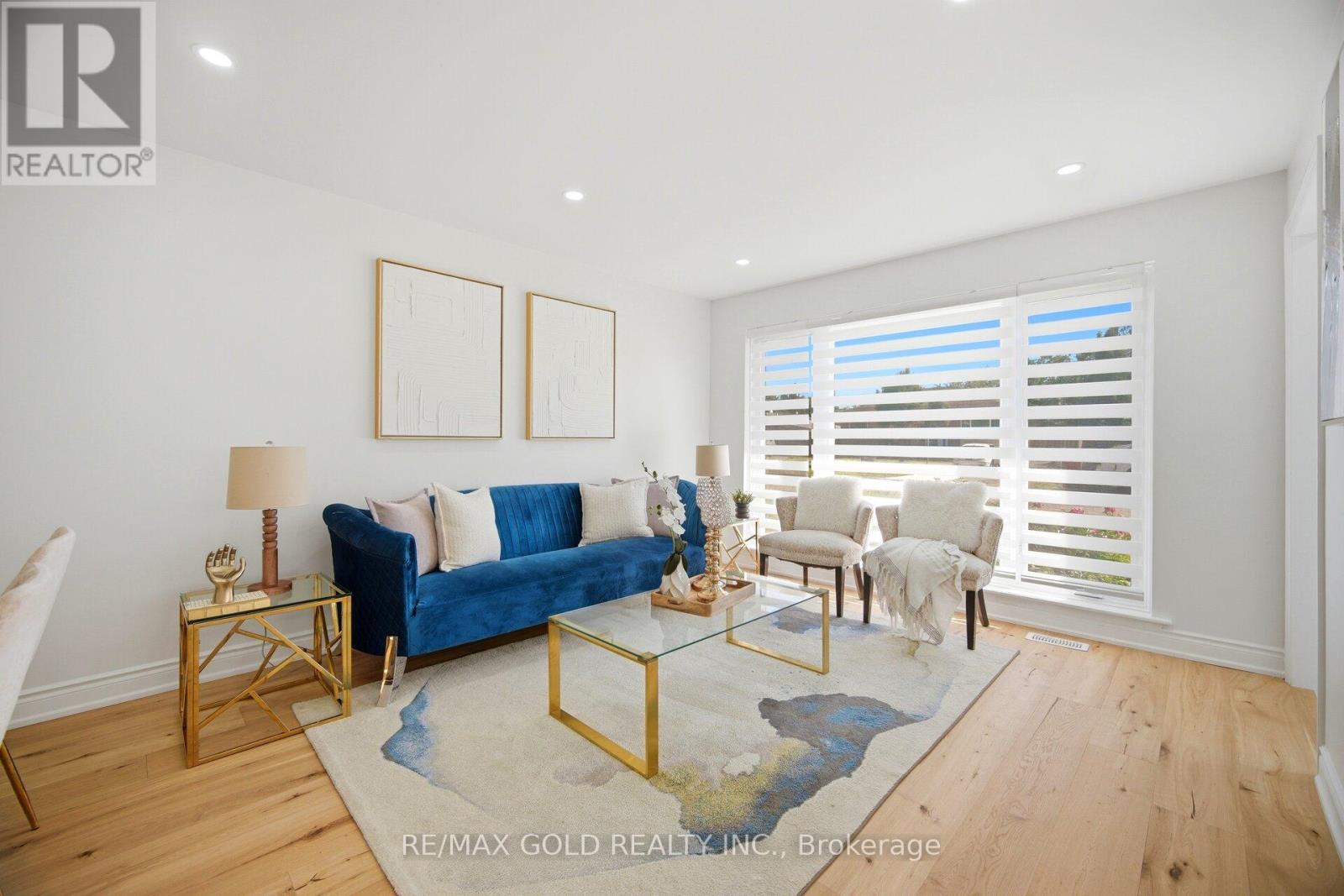 8 ATHLONE AVENUE - 5