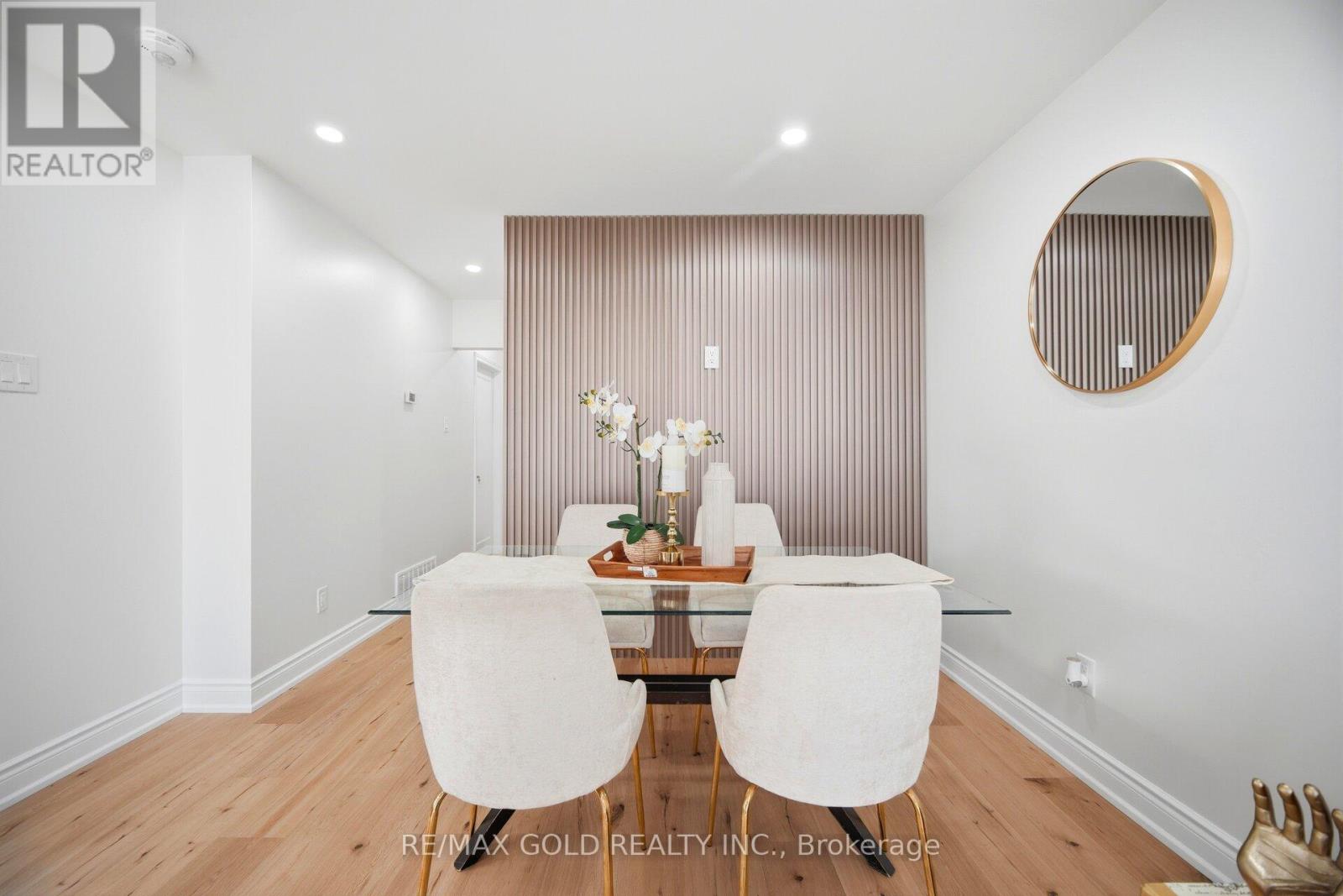8 ATHLONE AVENUE - 9