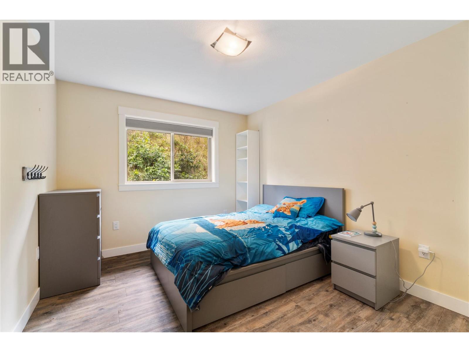 6551 40 Street NW - 23
