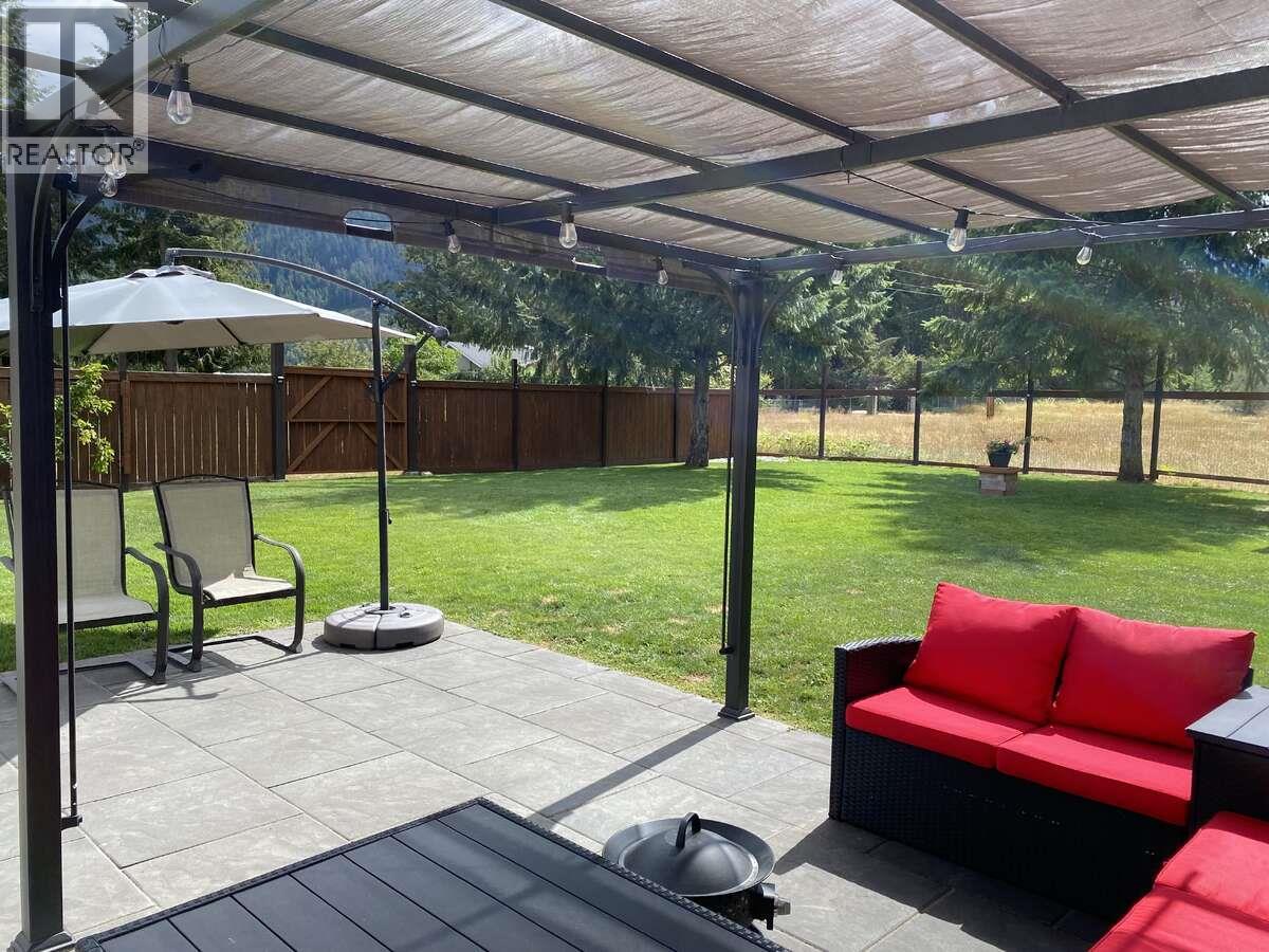 2704 JACKS Crescent - Image 4