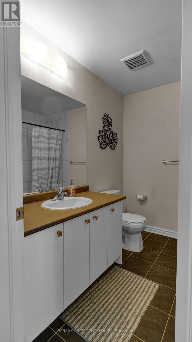 105 EVA DRIVE - 18