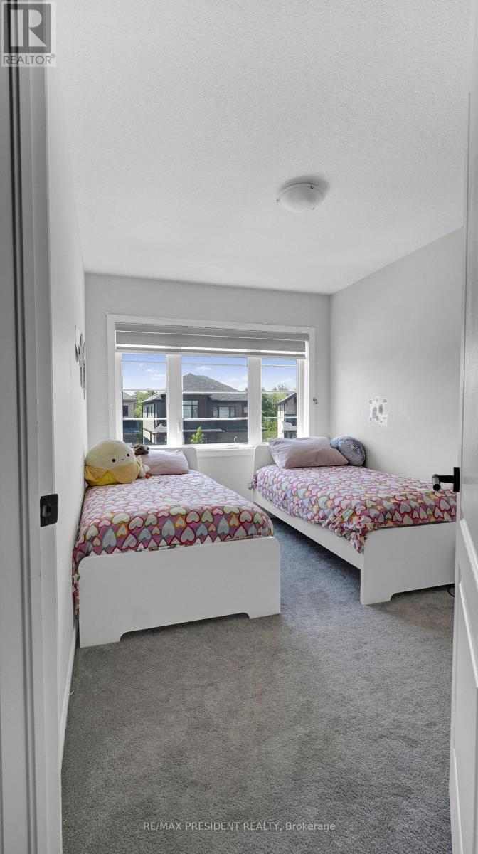 105 EVA DRIVE - 22