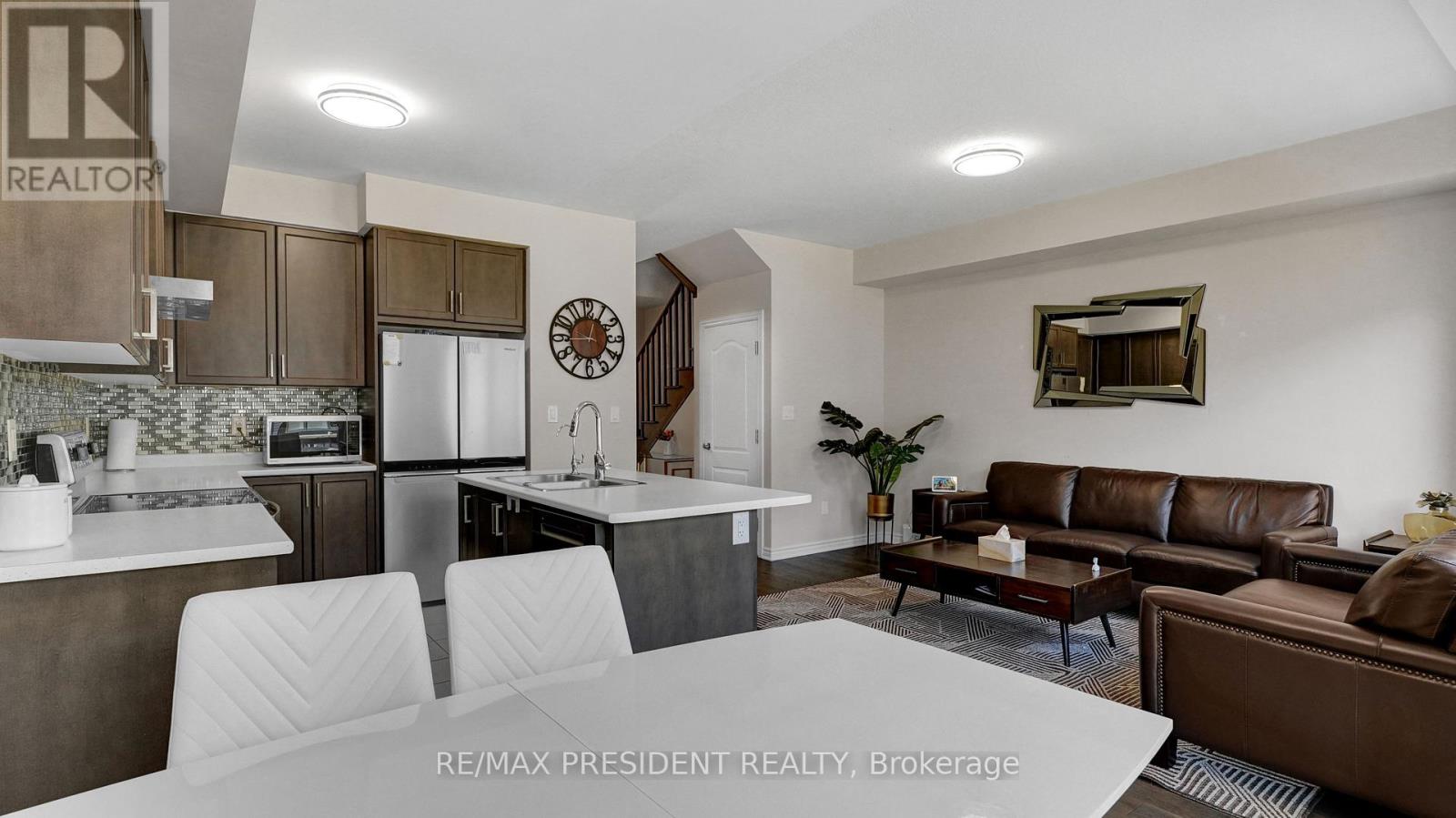 105 EVA DRIVE - 5