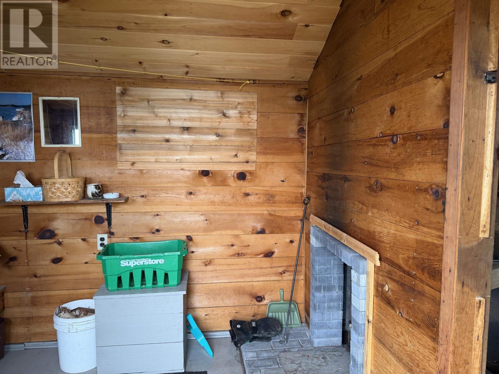 229 Lakeshore RD - 27