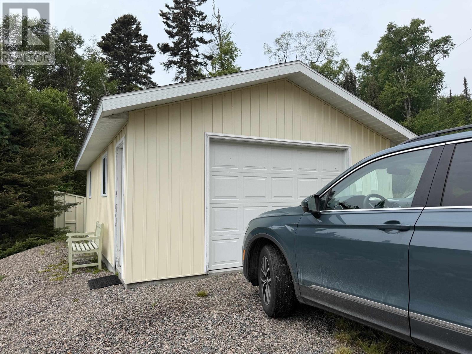 229 Lakeshore RD - 34
