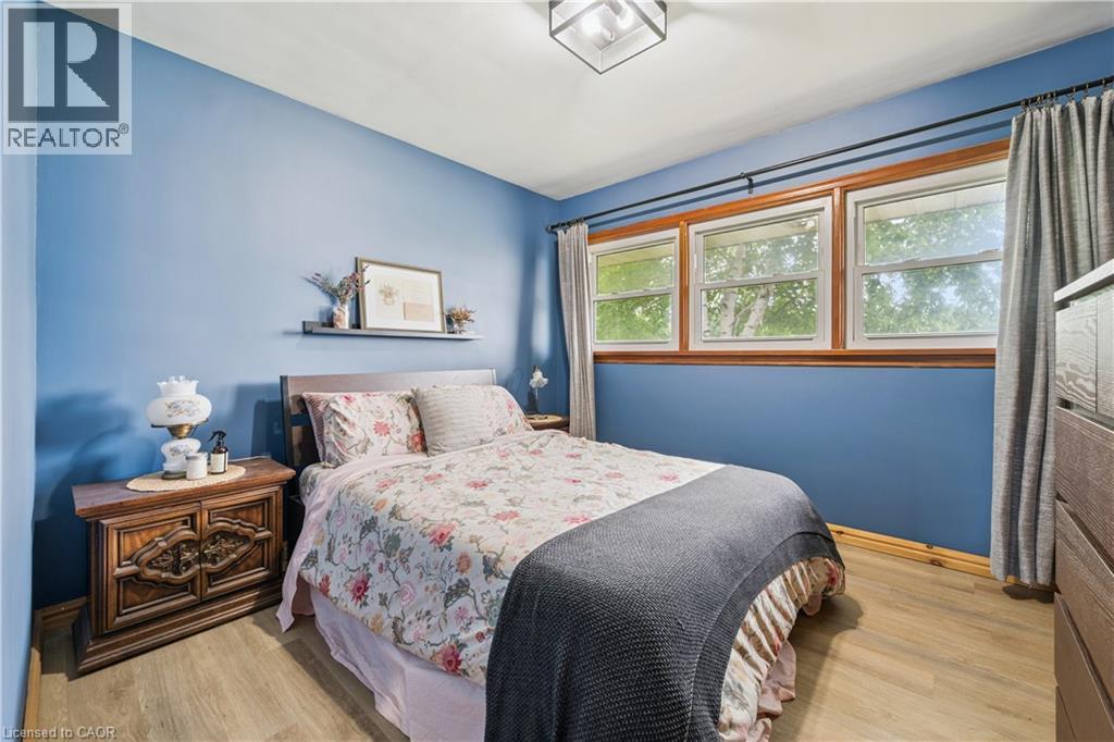 1065 ERIE Street - Image 13
