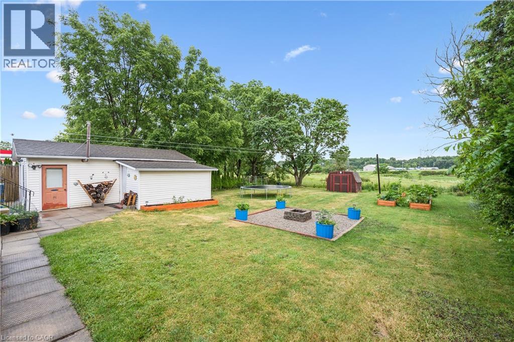 1065 ERIE Street - Image 23