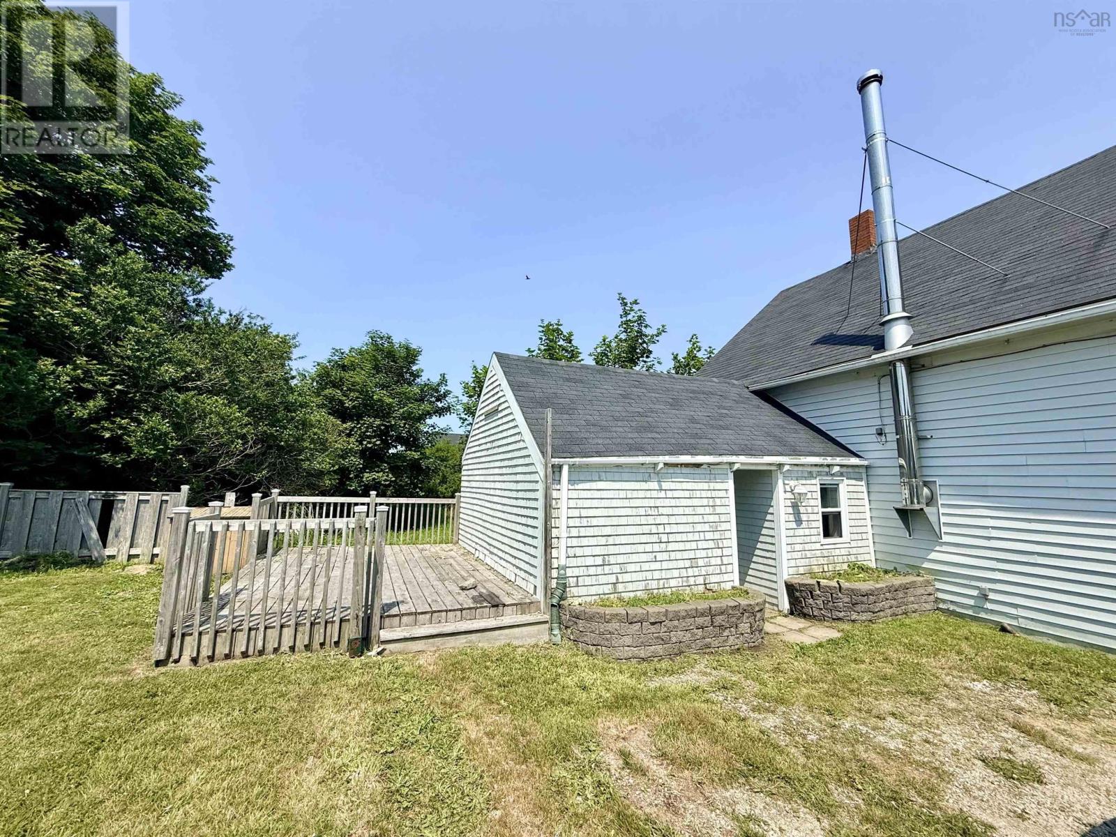 27 Starrs Road - 17