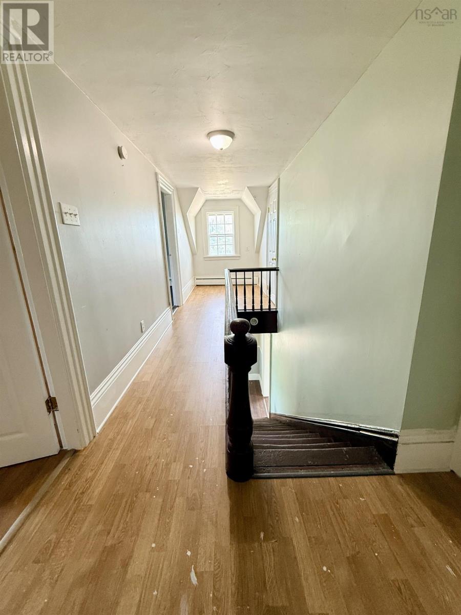 27 Starrs Road - 8