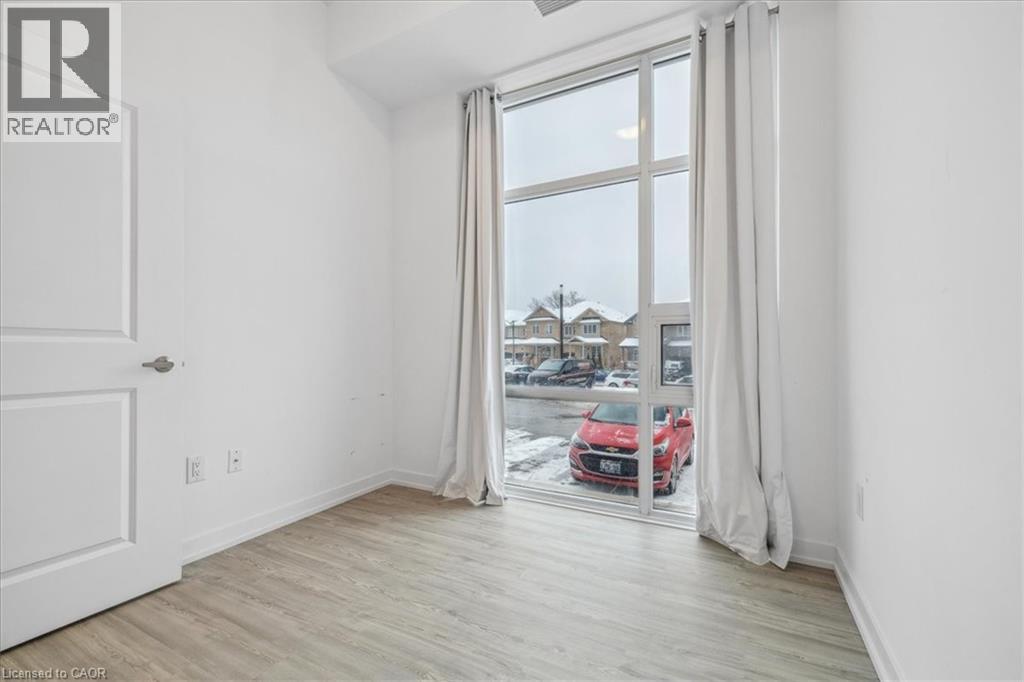 #115 450 DUNDAS Street E - 25
