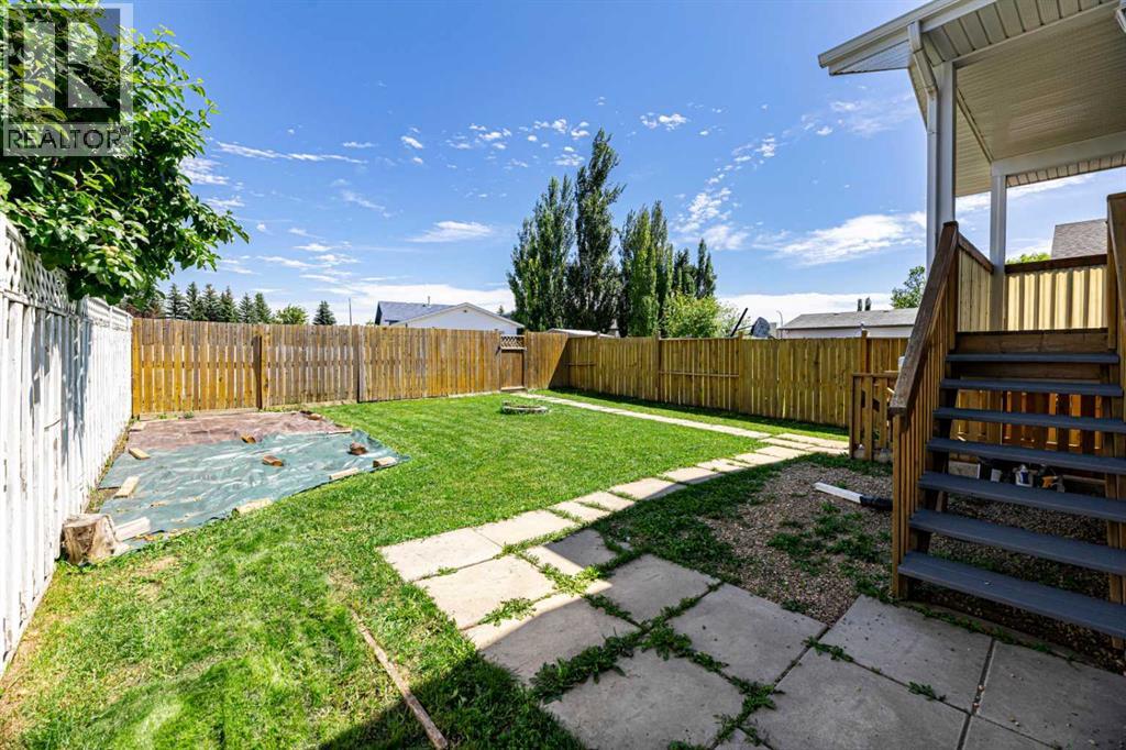 13 Duval Crescent - 23