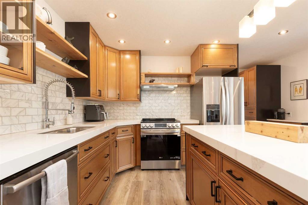 11333 20 Avenue - Image 18