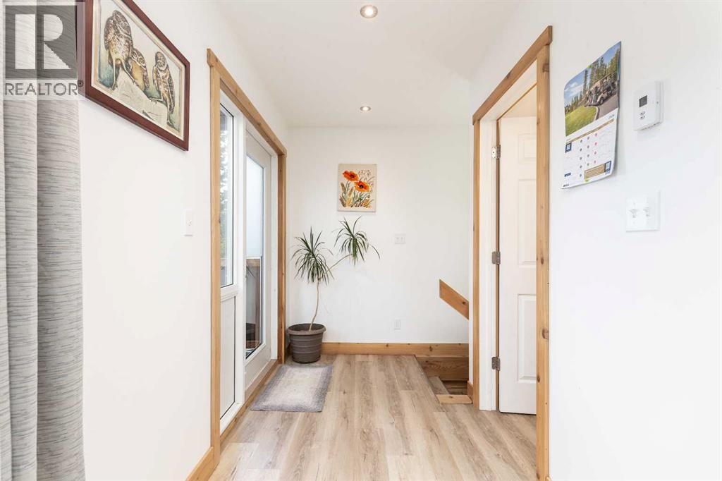 11333 20 Avenue - Image 35