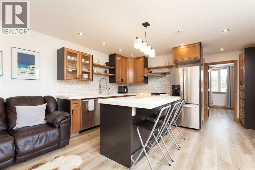 11333 20 Avenue - Image 17