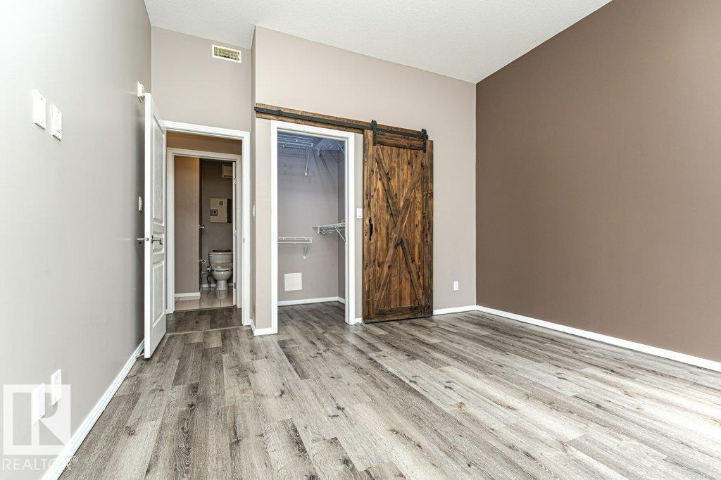 #404 10531 117 ST NW - 15