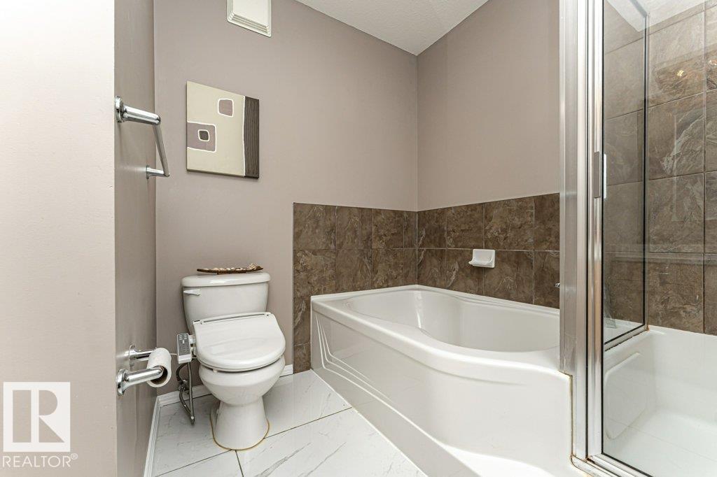 #404 10531 117 ST NW - 19