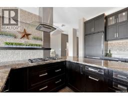 Kitchen - 2423 Linner Bay, Regina, SK S4V1K3 Photo 12