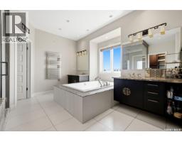2423 Linner Bay, Regina, SK S4V1K3 Photo 34