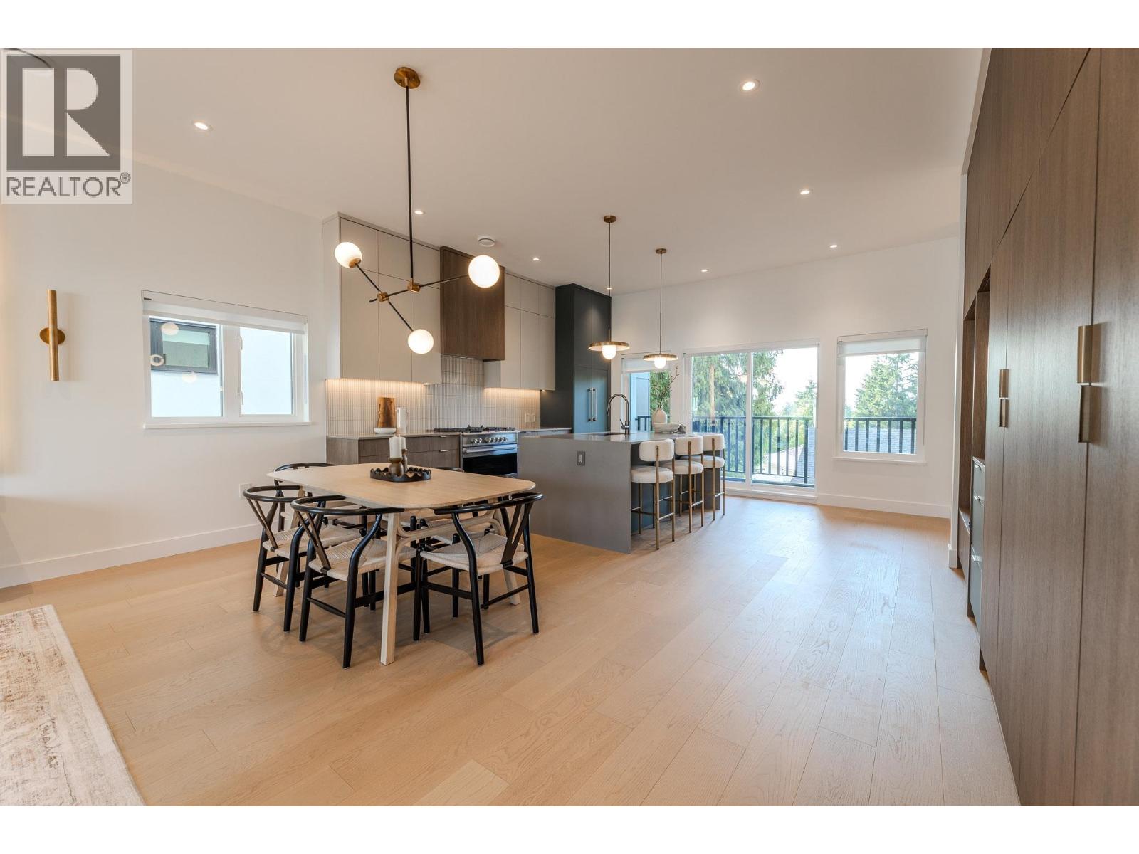 4 Bed, 4 Bath House for Sale in Burnaby – 2 8483 16 AVENUE, Burnaby – MLS# R3148470 - Image 24