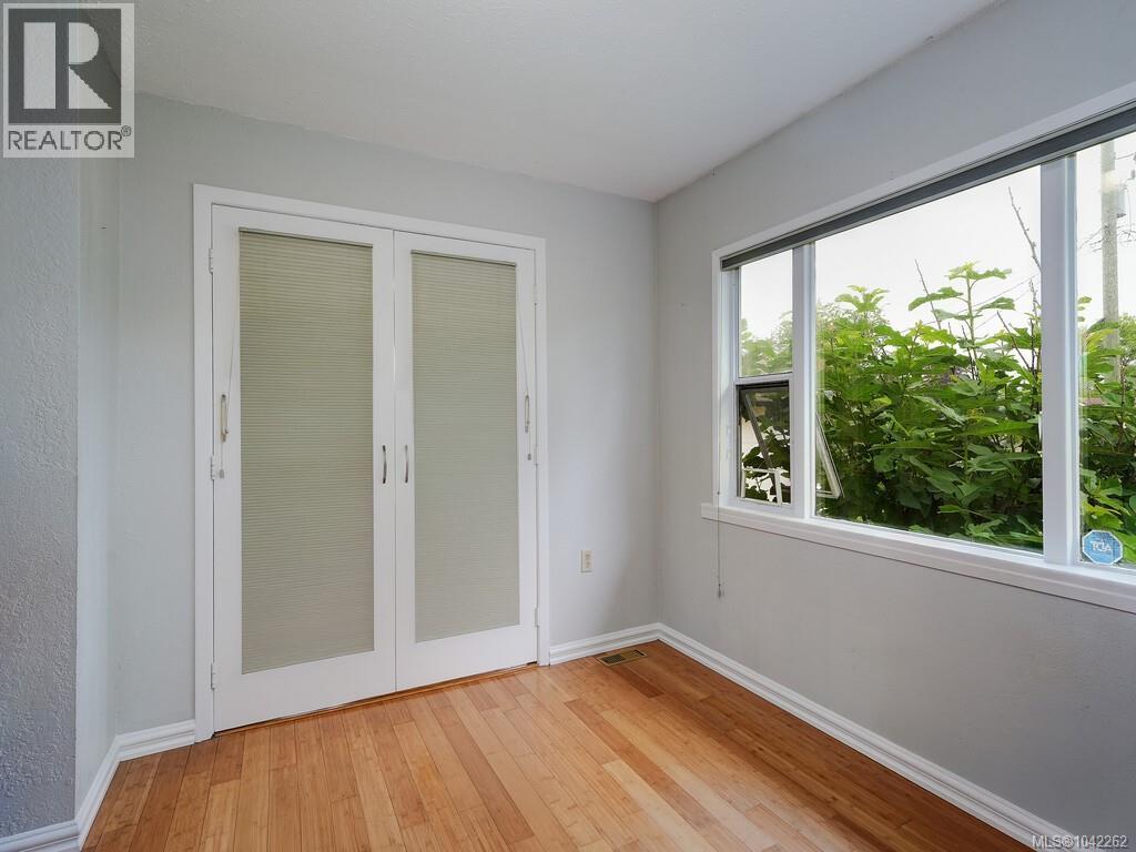 915 Inskip St - 12