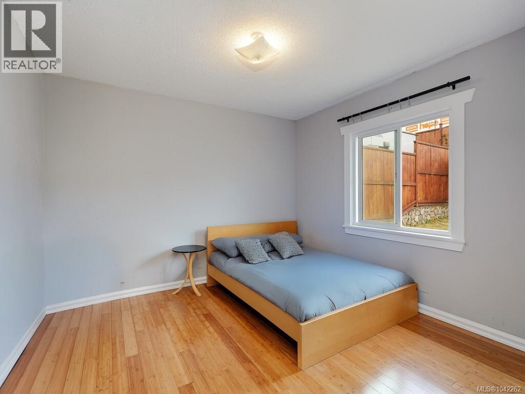 915 Inskip St - 9
