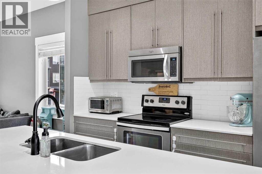 #3101 5305 32 Avenue SW - 17