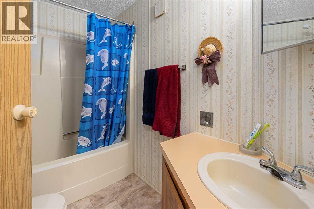 71, 99 Arbour Lake Road NW - 15