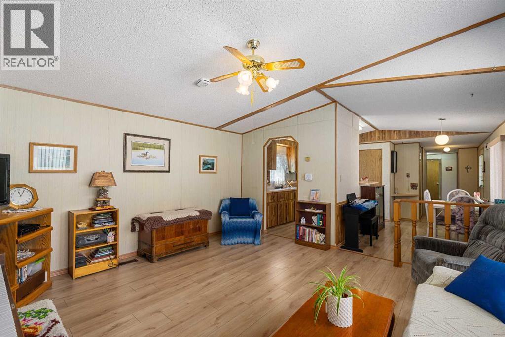 71, 99 Arbour Lake Road NW - 9