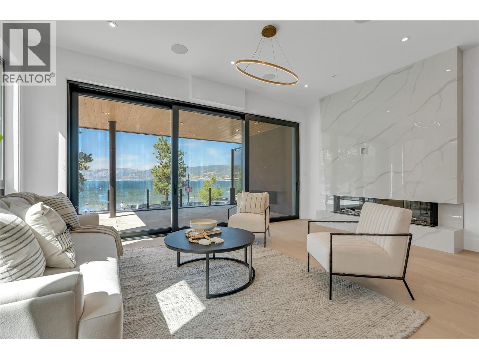 #202 602 Lakeshore Drive - 4
