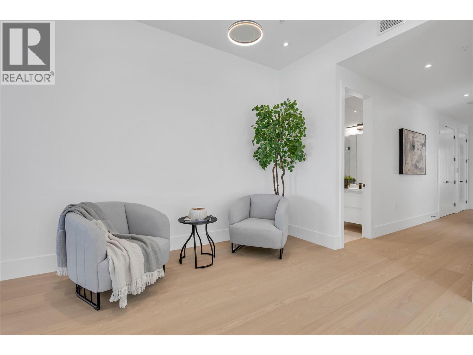 #202 602 Lakeshore Drive - 13