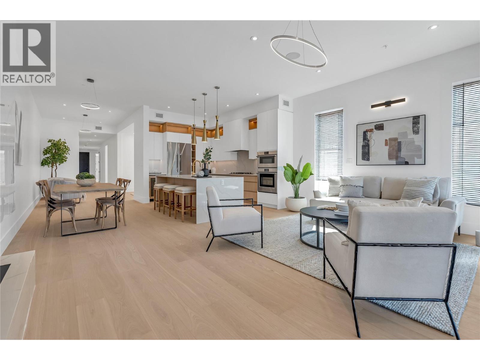 #202 602 Lakeshore Drive - 14