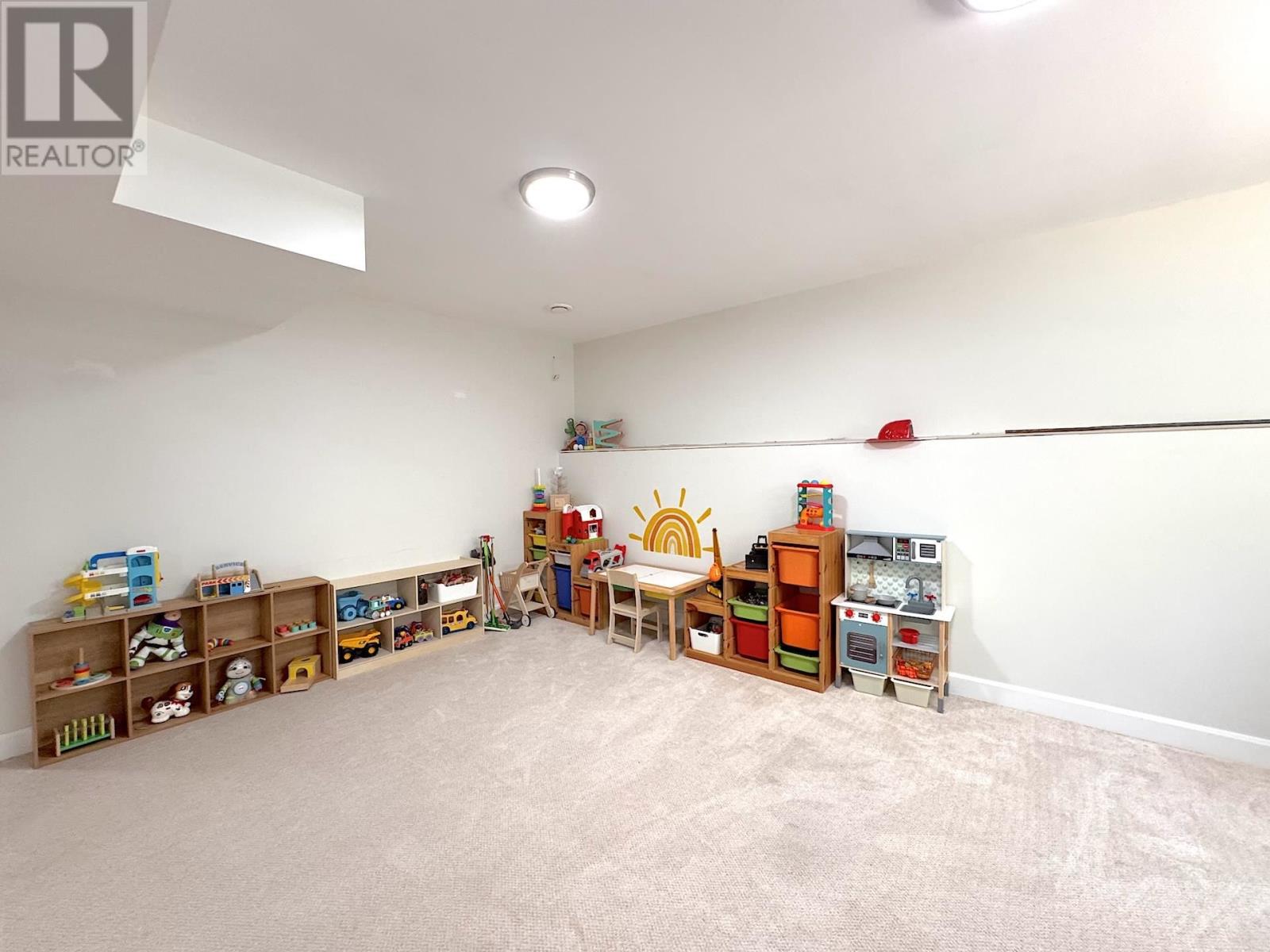 820 Airport RD - 26