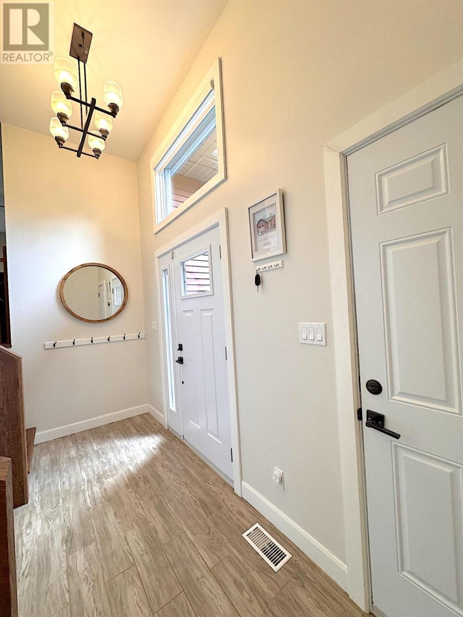 820 Airport RD - 6