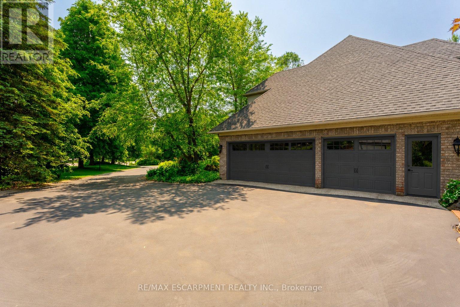 27 BLACKBERRY PLACE - 45
