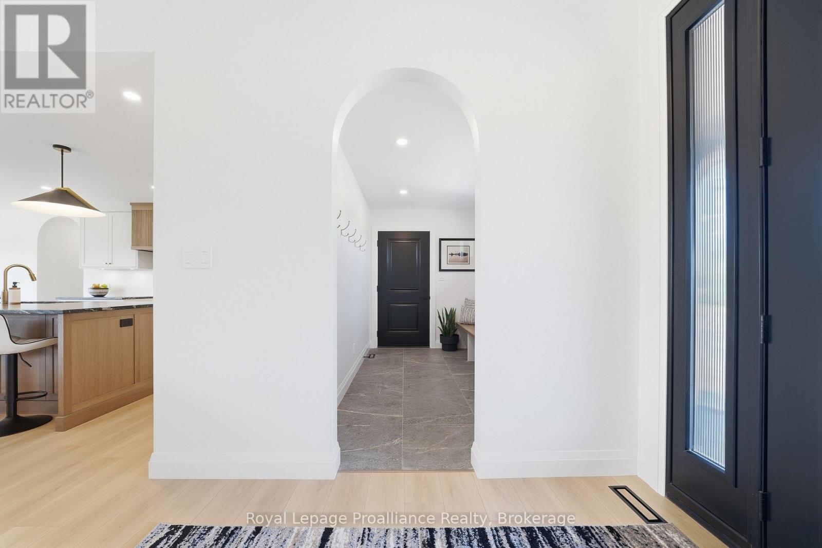 393 MICHAEL'S WAY - Image 6