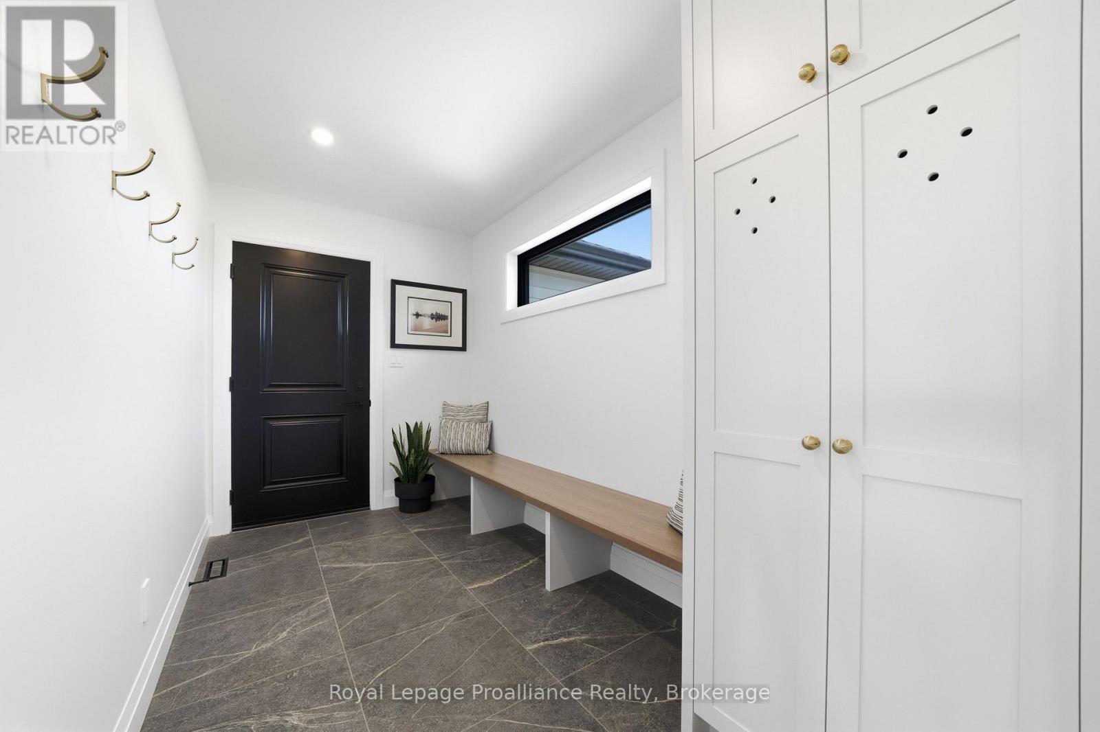393 MICHAEL'S WAY - Image 7