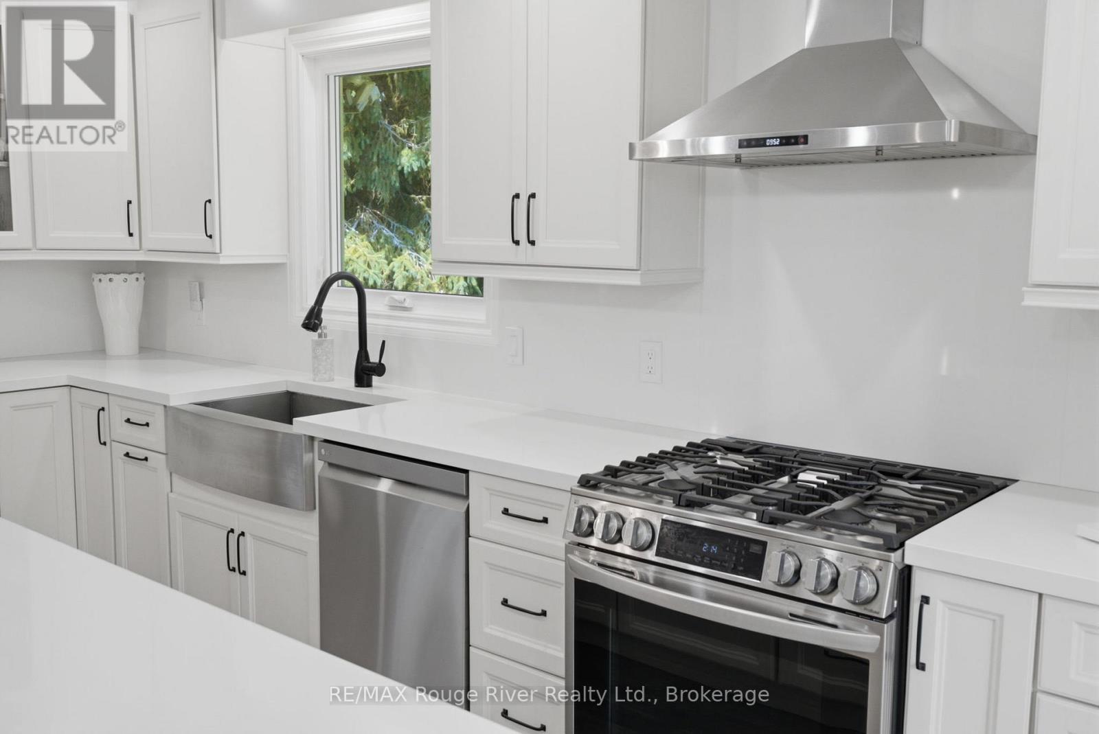 257 PORT HOOVER ROAD - Image 12