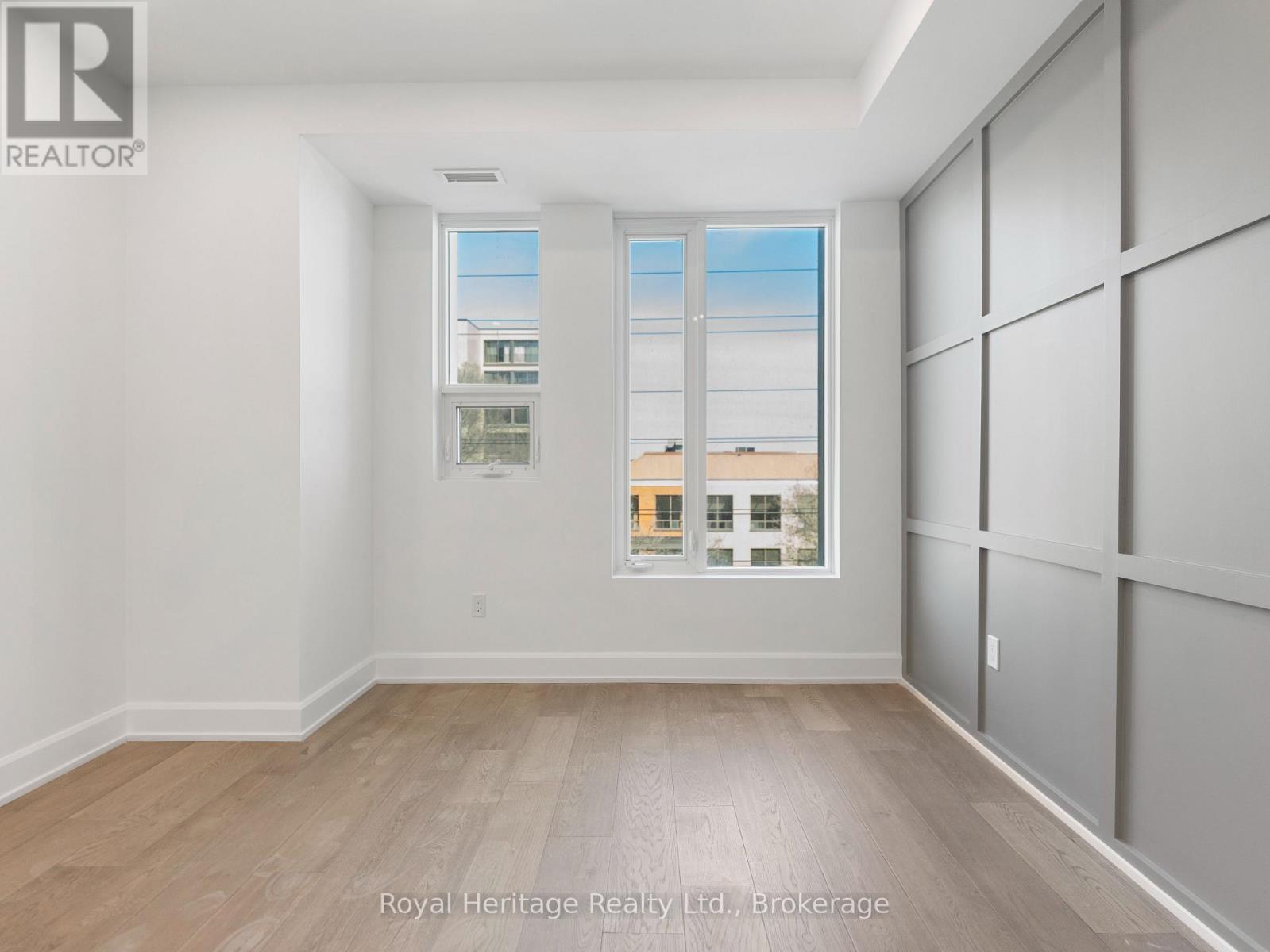 #407 195 HUNTER STREET E - 13