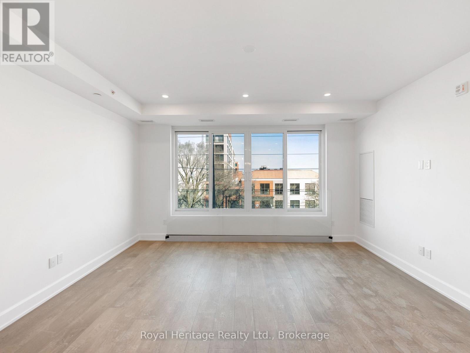 #407 195 HUNTER STREET E - 9