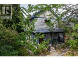 822 Lawrence Avenue, Kelowna, BC V1Y6L9 Photo 16